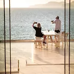 فندق Carian 4*