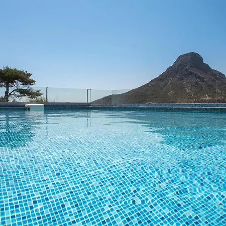 Carian 4*