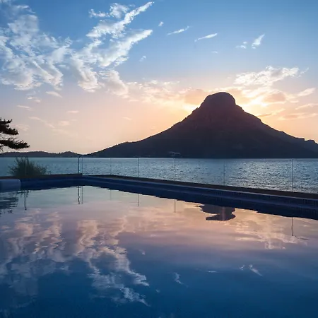 Otel Carian Masouri