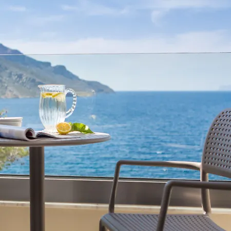 Otel Carian Masouri